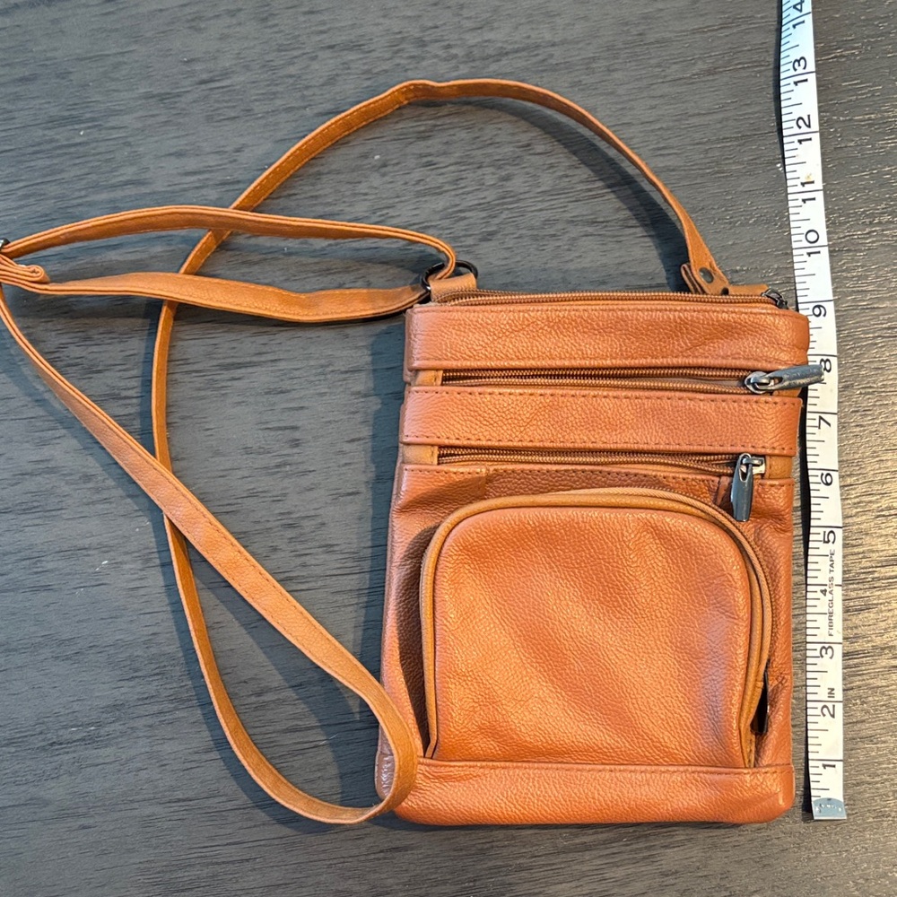 Stylish Tan Leather Crossbody Bag